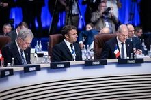 Macron Scholz NATO 